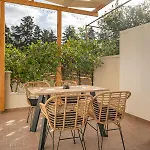 Lemon Garden Apartment *
